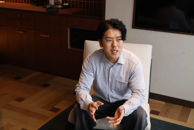 株式会社BARE NOTE STUDIO代表取締役 黒木様が話している様子